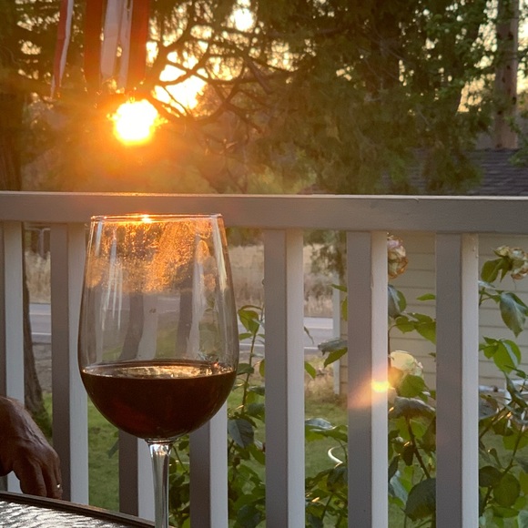 Meet your Posher - Picture 2 of 2